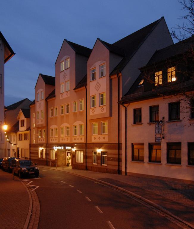 Stadthotel Muenze Бад-Мергентгайм Екстер'єр фото